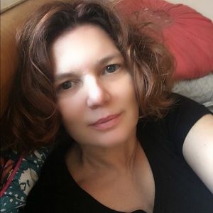 Meet your Posher, Leslie